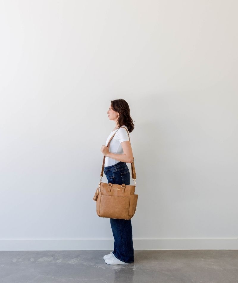 Victoria - 5'4