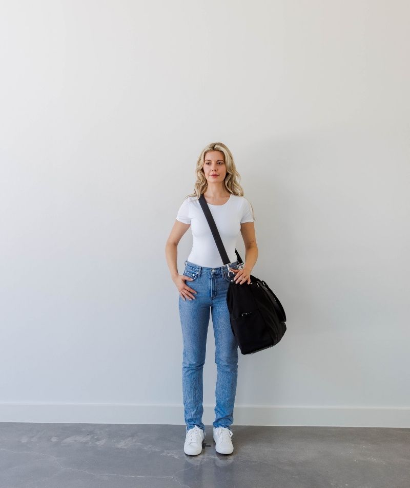 Victoria - 5’4