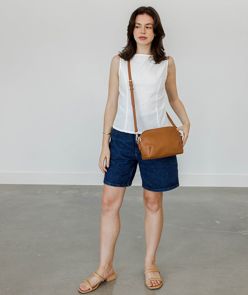 Rosette Crossbody - Caramel
