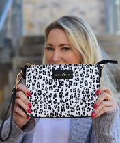 Ara Convertible Crossbody Clutch - Leopard