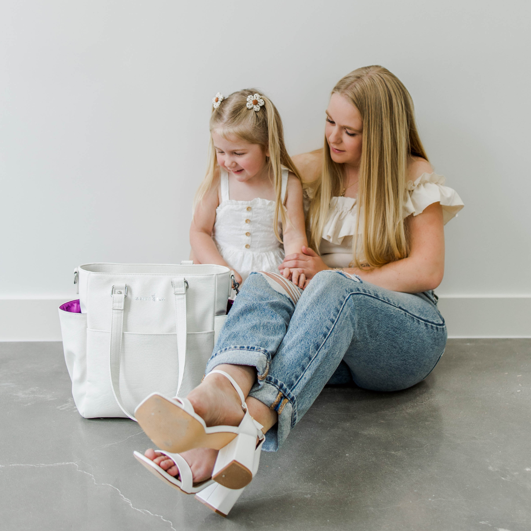 The First Week of Spring: Fresh Styles, Lighter Layers, and Everyday Bags You’ll Reach For