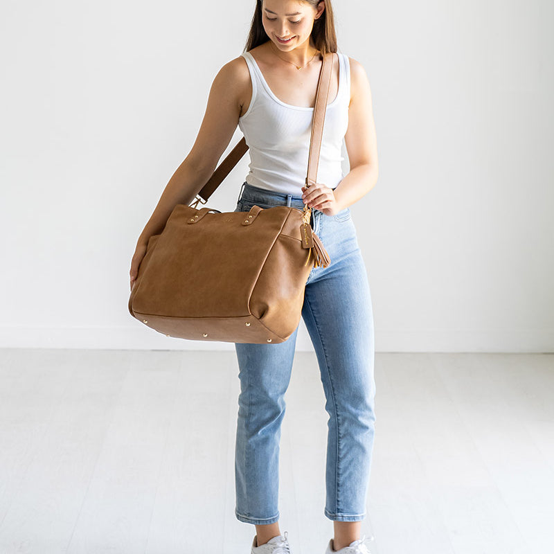 AquilaToteBagCrossbody.jpg