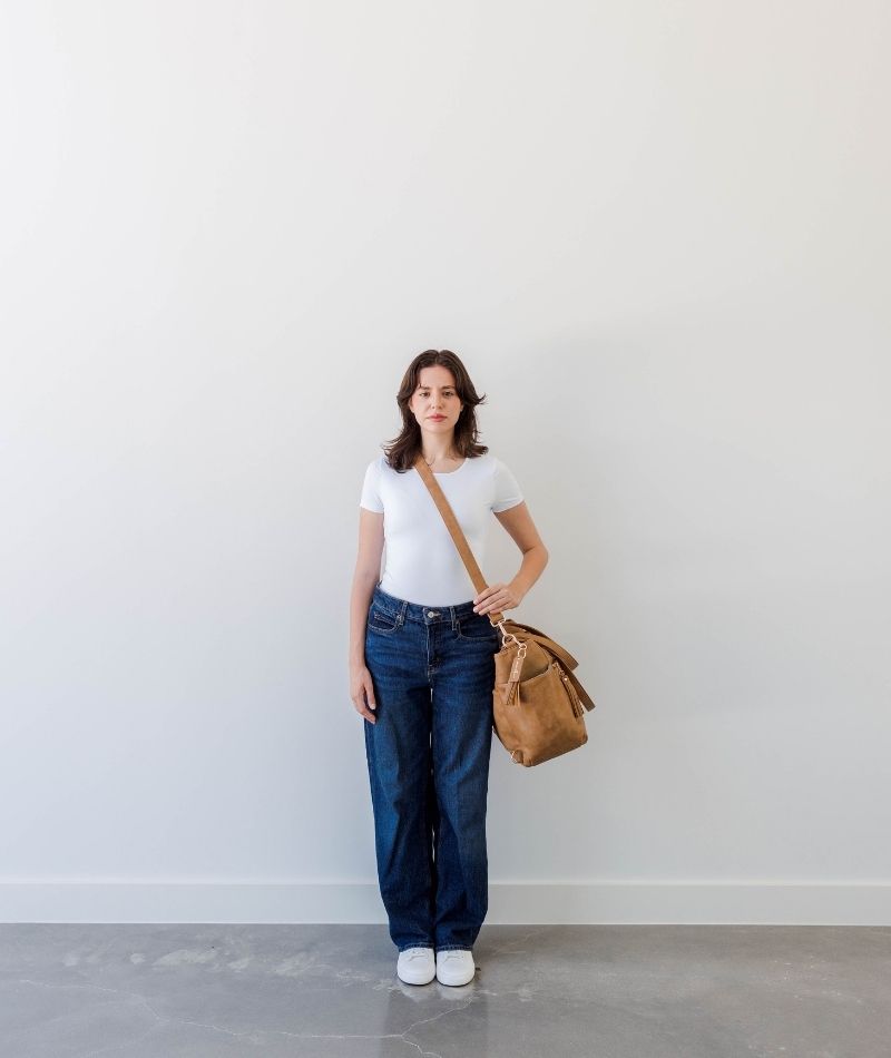 Victoria - 5'4