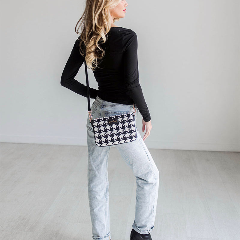 Ara_Houndstooth_Crossbody.jpg