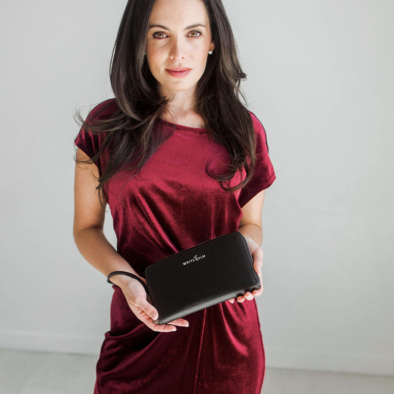 Vera_Black_Teal_Silver_Wristlet.jpg