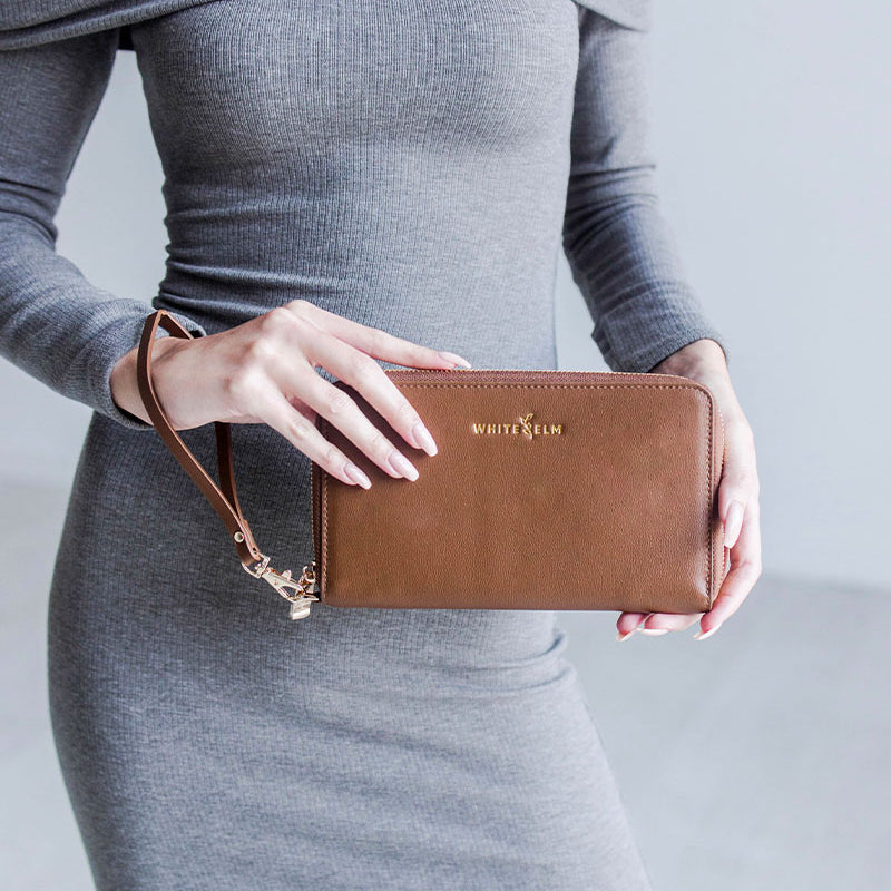 Vera_Coffee_Cream_Wristlet.jpg