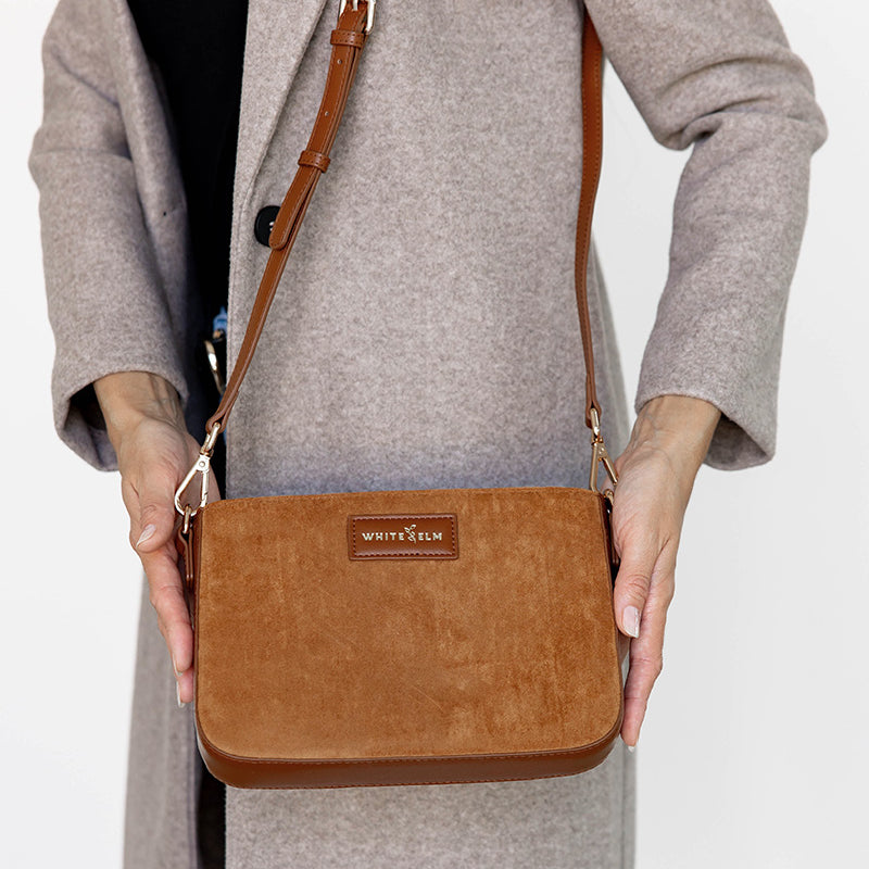 WhiteElm_Ara_HoneySuede_LS_Closeup.jpg