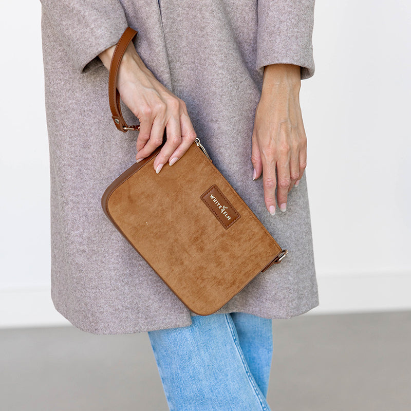 WhiteElm_Ara_HoneySuede_LS_ClutchBag.jpg
