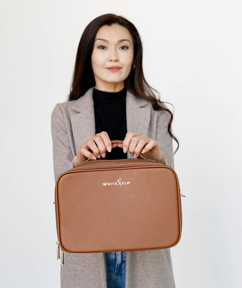 Aven Travel Train Case - Caramel