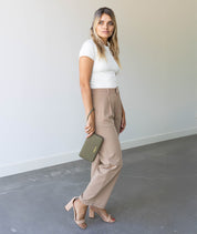 Vera Wallet - Olive - [OUTLET RETIRED FINAL SALE]