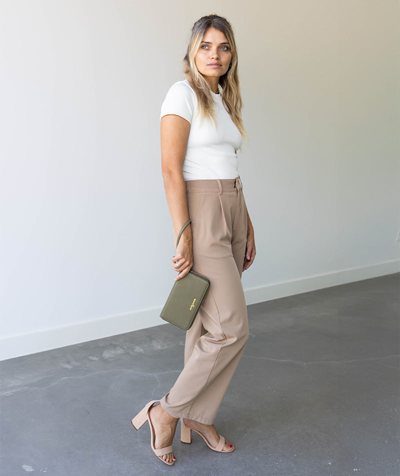 Vera Wallet - Olive