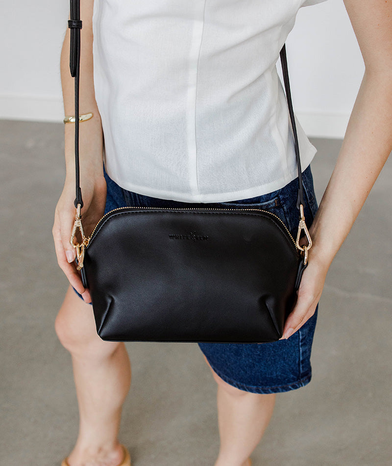Rosette Crossbody - Black
