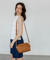 Rosette Crossbody - Caramel