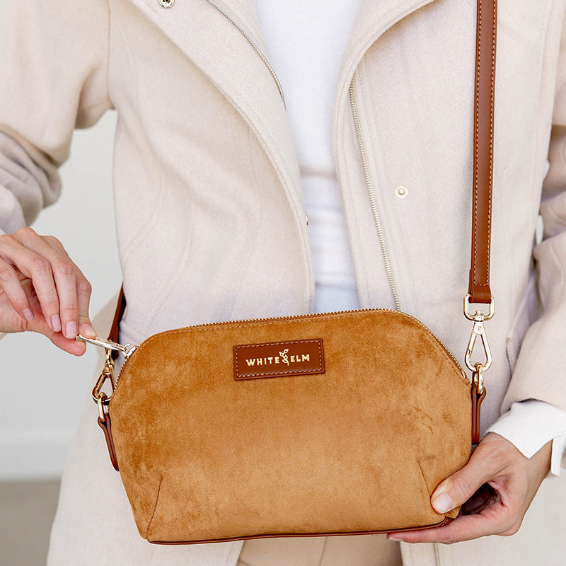 WhiteElm_Rosette_HoneySuede_LS_Closeup.jpg