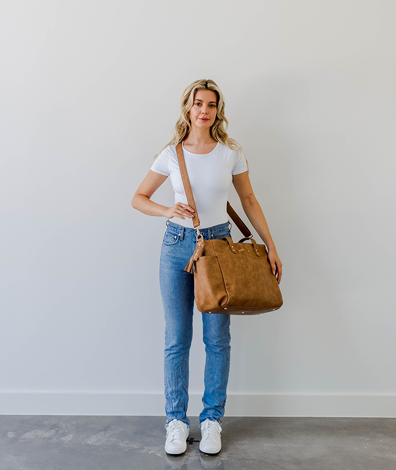 Isabella - 5'8