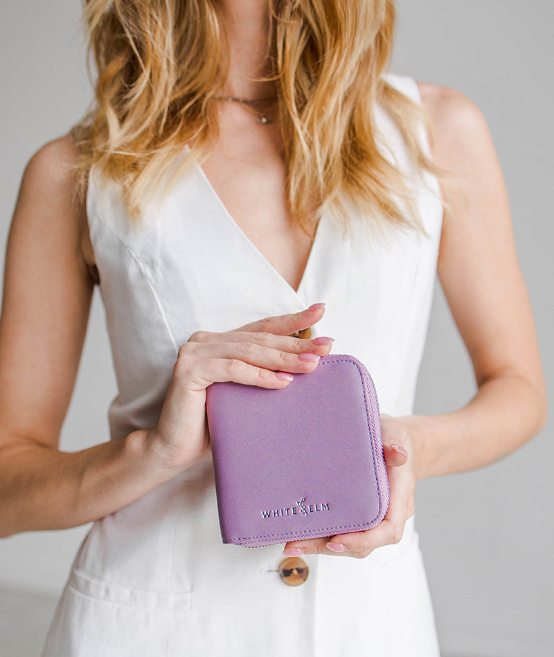 WhiteElm_StarlaWallet_HeatherPurple_Held.jpg