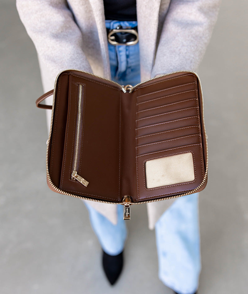 Vera Wallet - Mahogany Brown